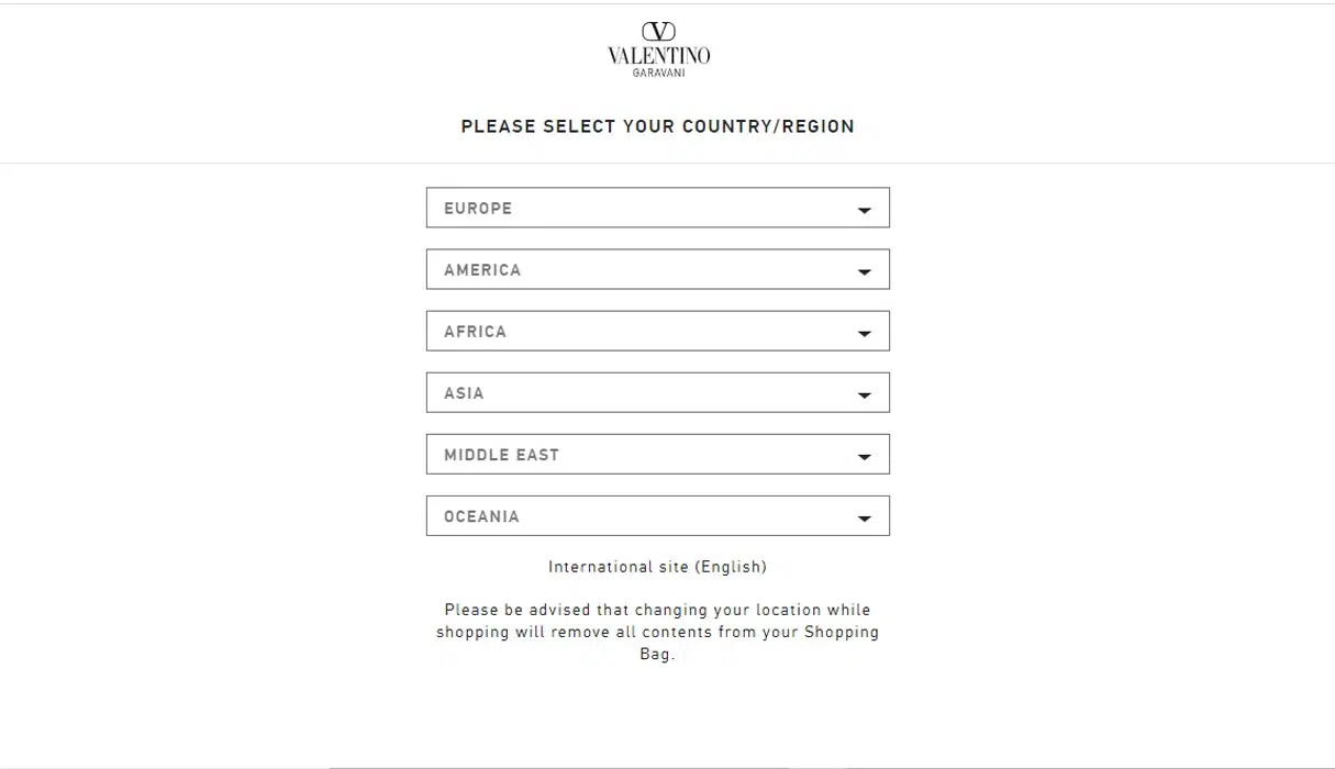 سایت فروشگاه لباس برند Valentino
